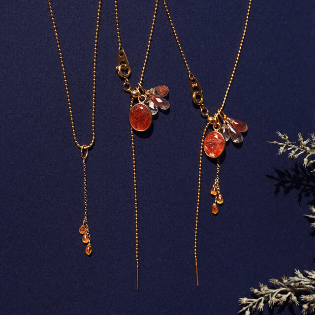 サンストーンとジュエルによるネックレス・サージカルステンレス60cm