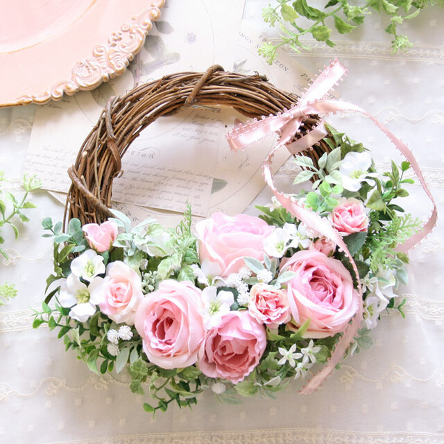 ピンクローズとグリーンのエレガントハーフリース