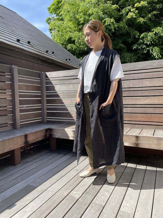 リネンのロングジレ（ブラック）
