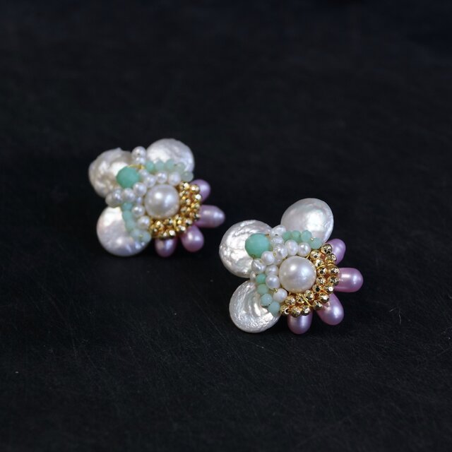 [JPN] 淡水パールのビジュピアス