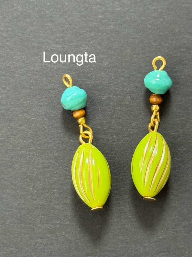 ターコイズチェコビーズとイエローグリーン 夏ピアス 樹脂ピアス