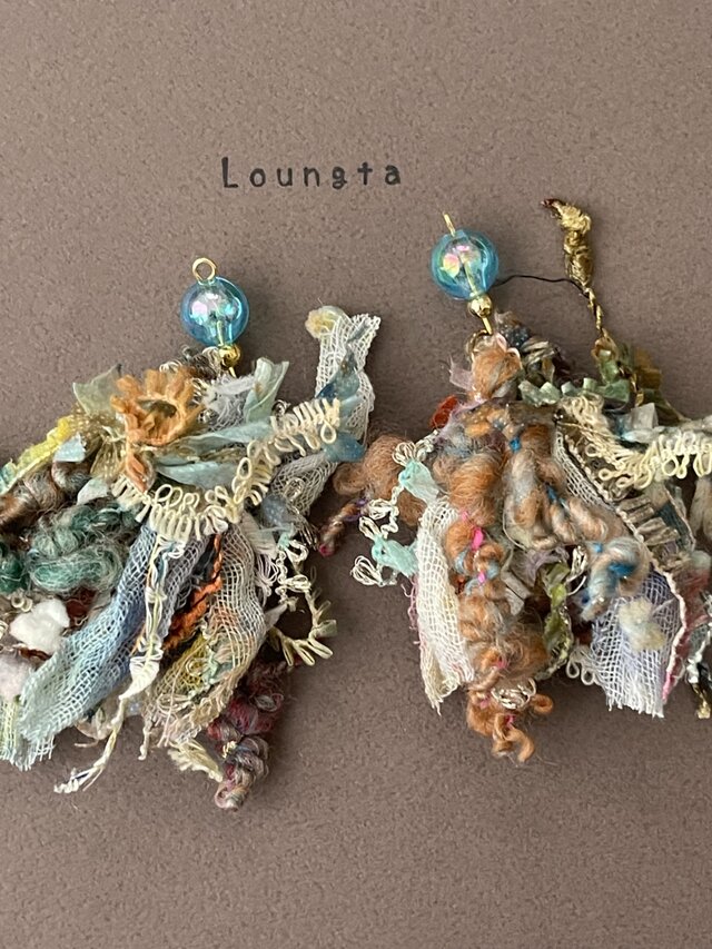 るんたオリジナル引き揃え糸 タッセルピアス フリンジピアス 大ぶりピアス 樹脂ピアス