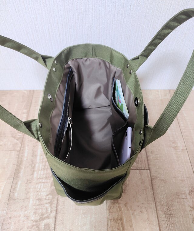 未使用級 イアクッチ トートバッグ コーデュラナイロン レザー カーキ色 A4可 未使用級 イアクッチ トートバッグ コーデュラナイロン レザー