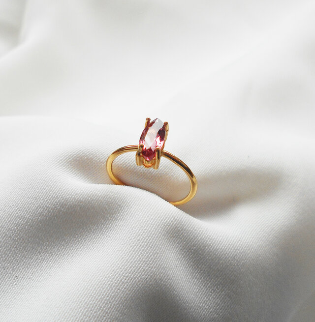 マルチカラートルマリン　ピンクカラーマーキスファセットカットのリング