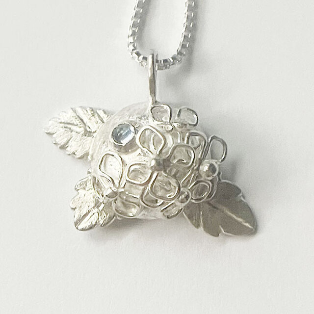 紅女　紫陽花シルバーペンダント（アクアマリン）