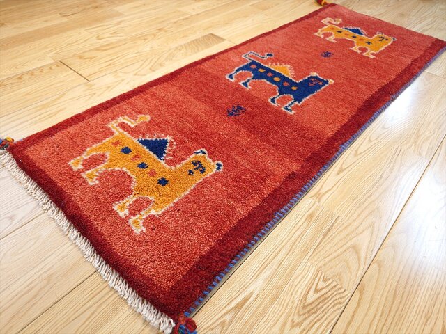 ペルシャ　ギャッベ　ミニランナー　113×45　ライトブラウン　山　生命の木 ペルシャ ギャッベ ミニランナー 細長いマット ラグ 113x43