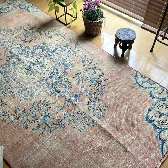 大判132×256 ピーチピンク×ブルーメダリオントルコヴィンテージラグ