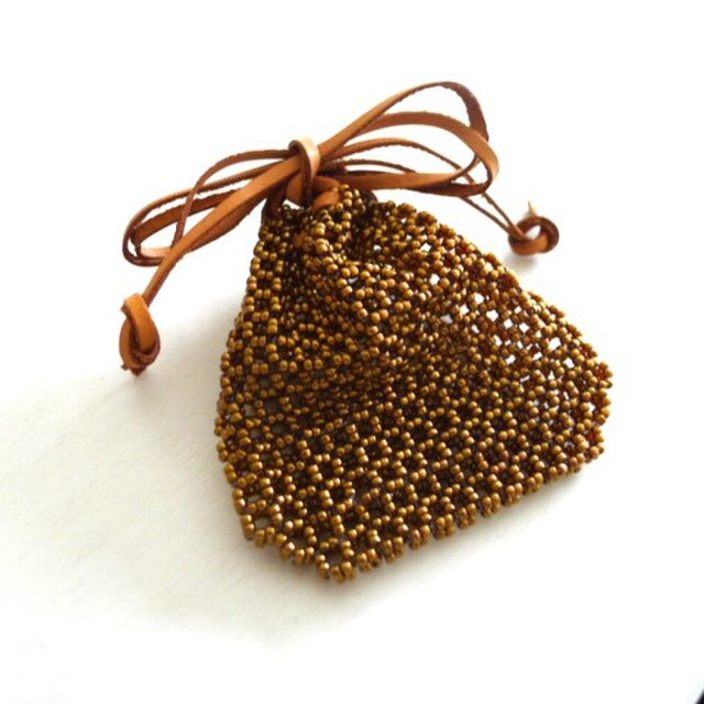 ビーズの巾着袋