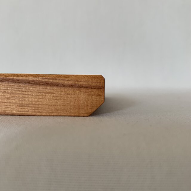 欅(けやき) カッティングボード(柾目) | iichi 日々の暮らしを心地よく