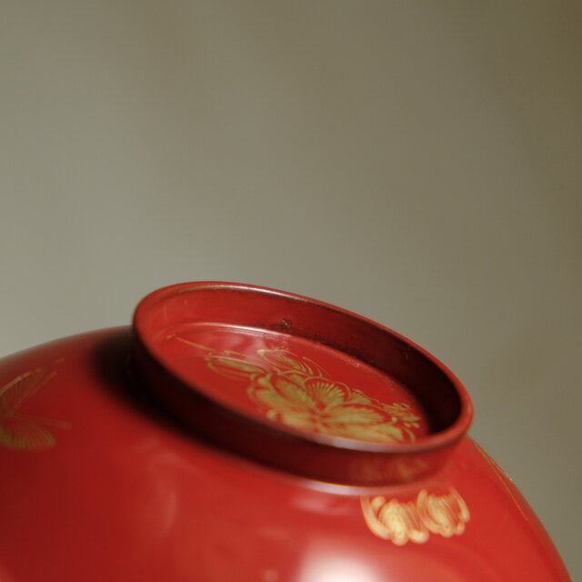 オレンジ色の花柄茶碗 木箱付き 骨董 美術 アンティーク レトロポップ 陶器製 オレンジ花柄 ご飯茶碗 - USA＆レトロ雑貨