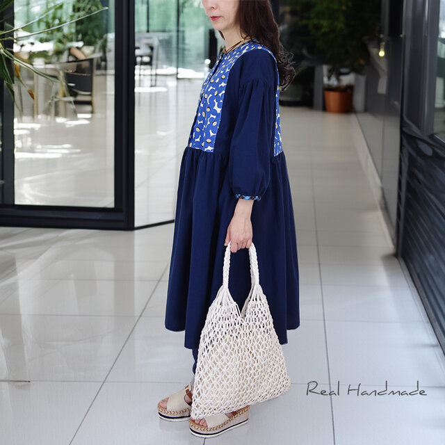 予約販売] 花紺の万葉木綿・デイジーパネルドロップパフワンピース