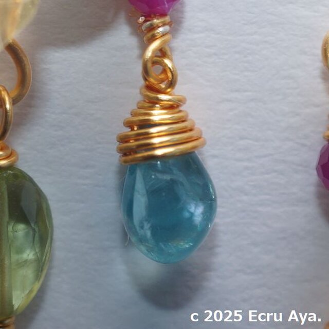 キャンディカラーのピアス【レモンクォーツ】