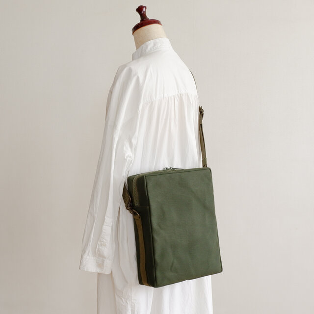 ショルダースクエア タテ オリーブドラブ / 6号帆布