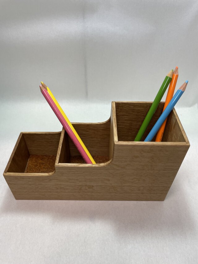 オークのペン立て