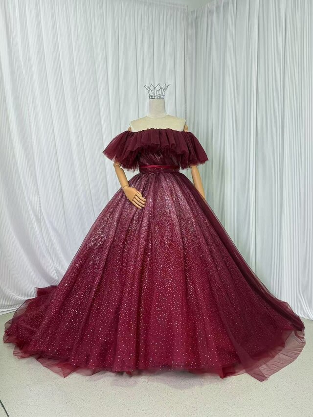 豪華！カラードレス ボルドー色 オフショルダー キラキラグリッターチュール グラデーション 前撮り
