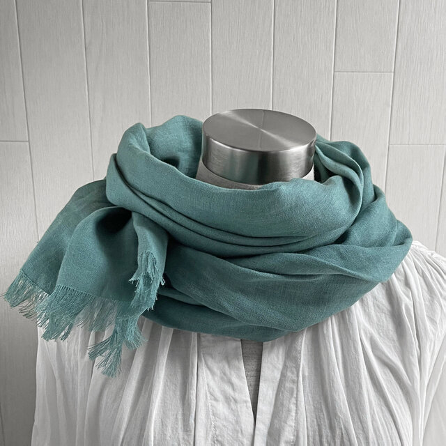 秋冬 やわらか上質ベルギーリネンのストール　ピーコック 青緑