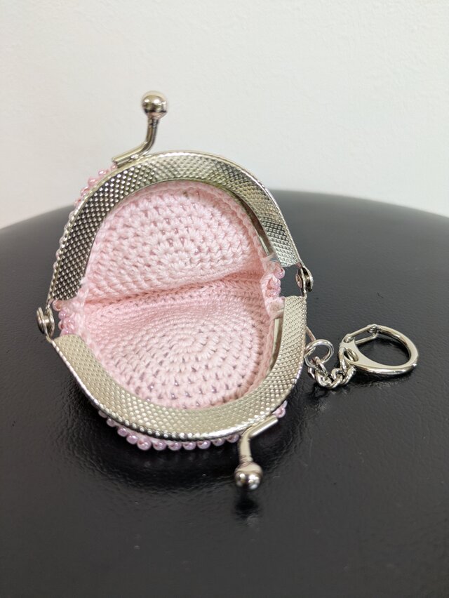 ビーズがま口ハンドメイド、ピンクビーズ、口金シルバー6.5cm 19*ビーズがま口☆ミニコインケース☆ピンク×ゴールド | iichi 日々の