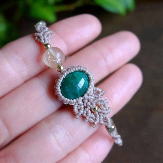 KK18コロンビア産エメラルドのブレスレット コロンビア産 エメラルド ブレスレット 5.28ct K18 1石1石厳選された