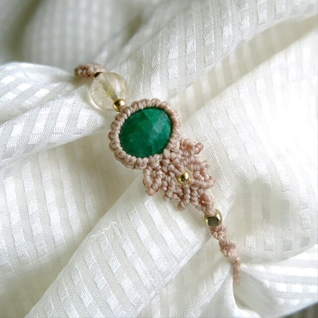 エメラルド（コロンビア産）マクラメ編みブレスレット 5月誕生石