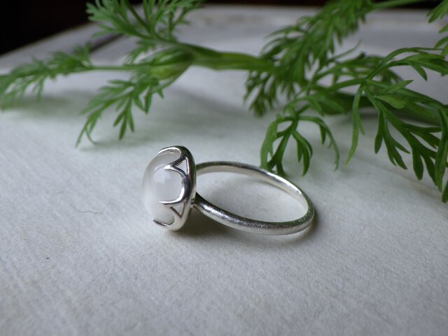 希少ヴィンテージ ムーンストーン シルバーリング コレクターズアイテム ムーンストーン リング / silk Moonstone Ring ll | iichi 日々