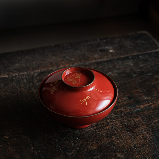 草と蜻蛉◇赤で素敵。古輪島塗 漆芸沈金蓋付椀 漆器 骨董・antiques 古