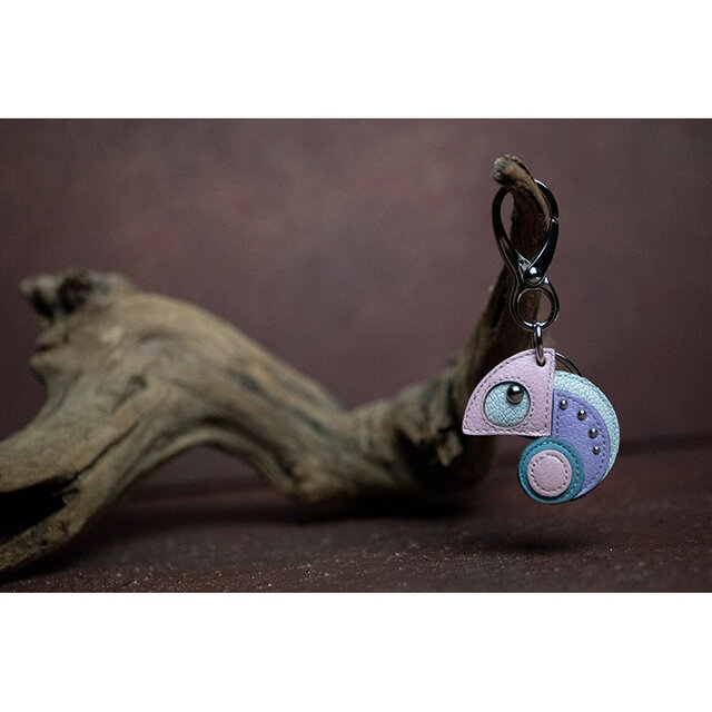 カメレオン デザイン / ヤギ革 キーホルダー ( 2スモール / コンビカラー )