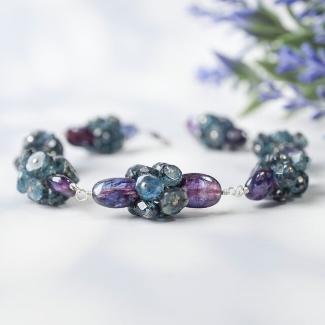 【1点限定】海底の旋律／天然石ブレスレット（ミスティックカイヤナイト・モスカイヤナイト）