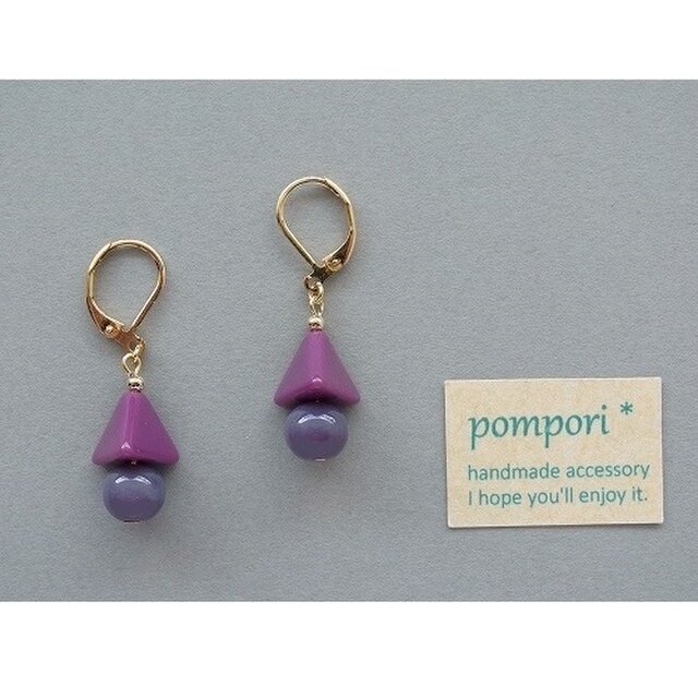 三角と丸のピアス