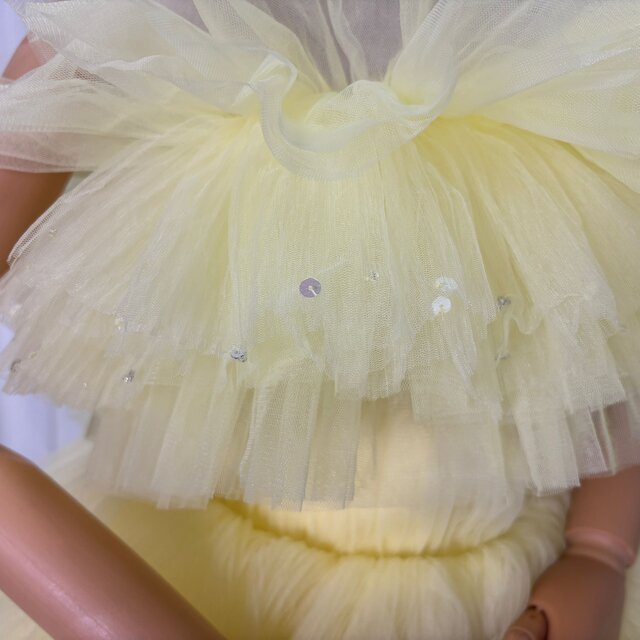 カラードレス イエロー ティアードのドレス ベアトップ チュール