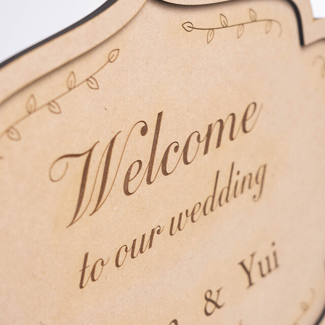 結婚式】ウェルカムボード 名入れ 木製（MDF） スタンド付き | iichi