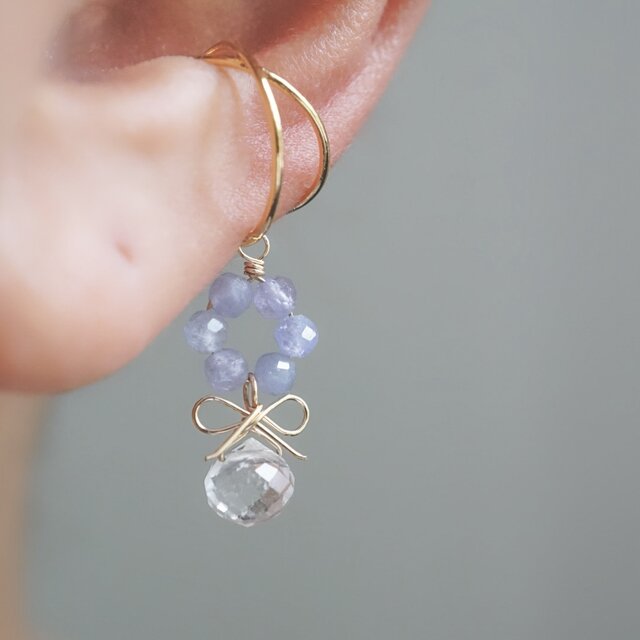 「勿忘草の花束」天然石リボンイヤーカフ（片耳）