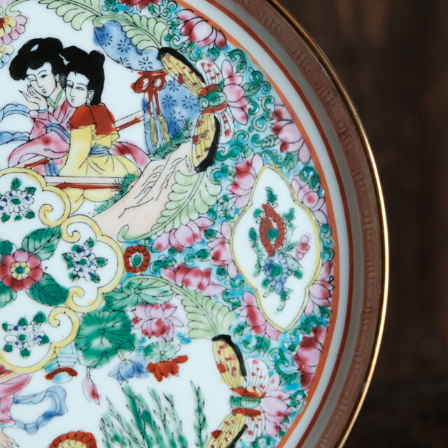 花と蝶と天女◇チャイナレトロで可愛い。中国産色絵金彩中皿プレート