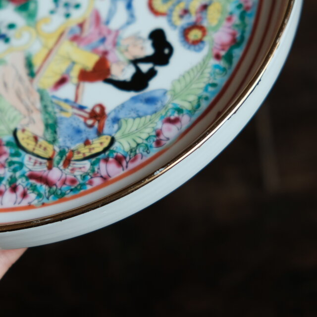 ☆☆フランスの輪花の皿：シノワズリー中国人の絵　19世紀 フランスの輪花の皿：シノワズリー中国人の絵 19世紀 - メルカリ