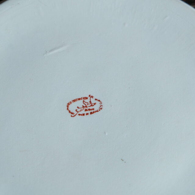 花と蝶と天女◇チャイナレトロで可愛い。中国産色絵金彩中皿プレート