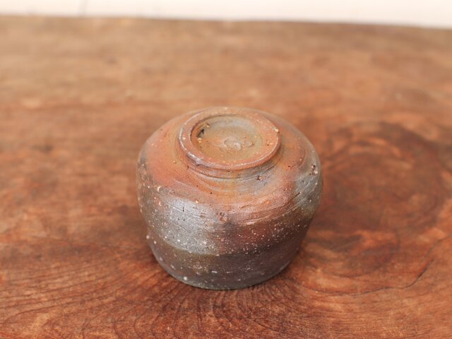 備前焼 ぐい呑み gi-054 | iichi 日々の暮らしを心地よくする