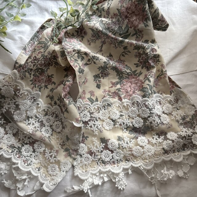 ハンドメイド☆リバティセリーヌホワイト小花刺繍レースストール