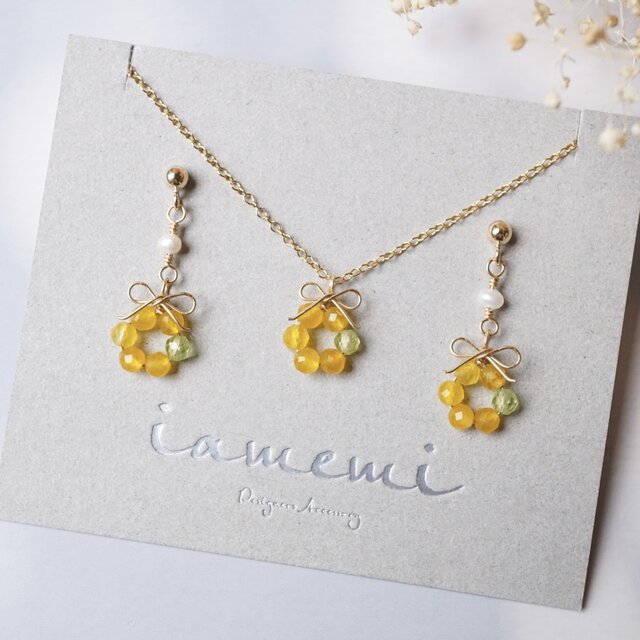 【３点セット】「ミモザの花結」春色×淡水パール／天然石リボンアクセサリー（ピアス／イヤリング・ネックレス）