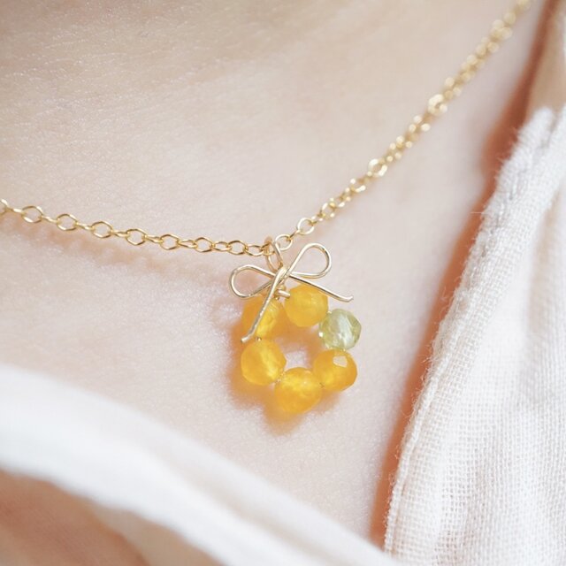 ミモザの花結」ネックレス 淡水パール イエロー リボン 天然石 誕生石