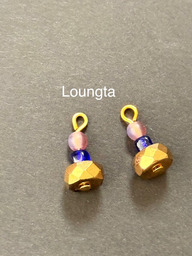 チェコビーズピアス ゴールド パープル ブルー 個性派ピアス ミニピアス 樹脂ピアス 一年中使えるピアス