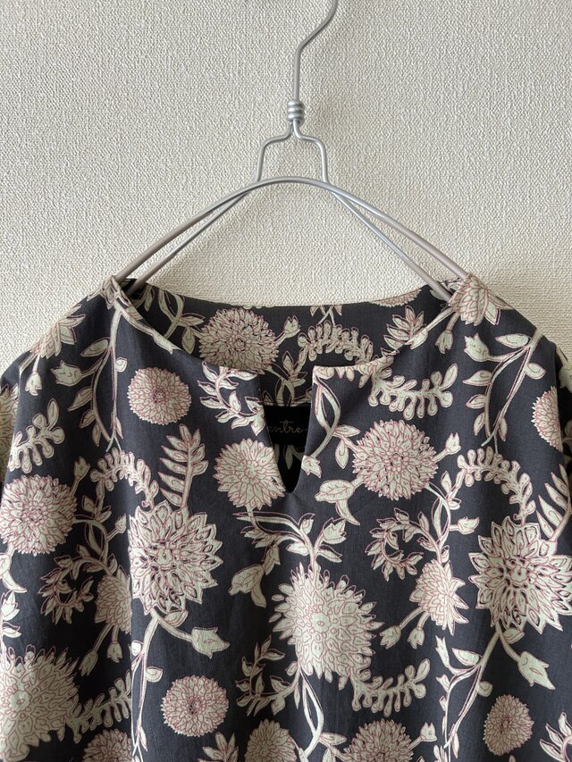hah様⭐︎Saruche インド　ブロックプリント　ワンピース　黒　モノトーン Saruche インド ブロックプリント ワンピース 黒 モノトーン
