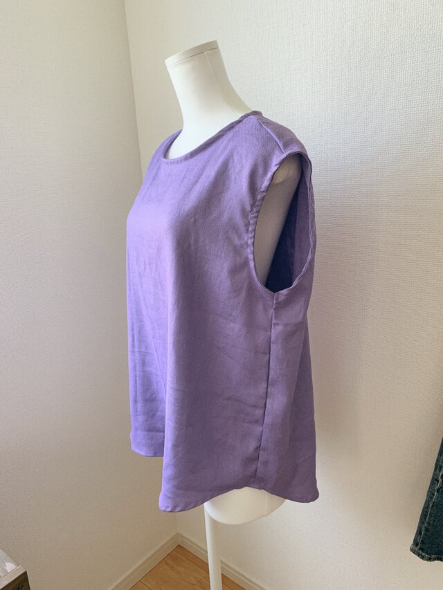 リネン後ろループボタンタンクトップ