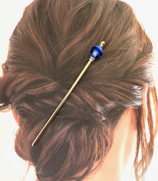 かんざし 夏祭りのヨーヨーの様なブルーのマーブル模様のとんぼ