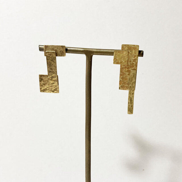 真鍮のモザイクピアス