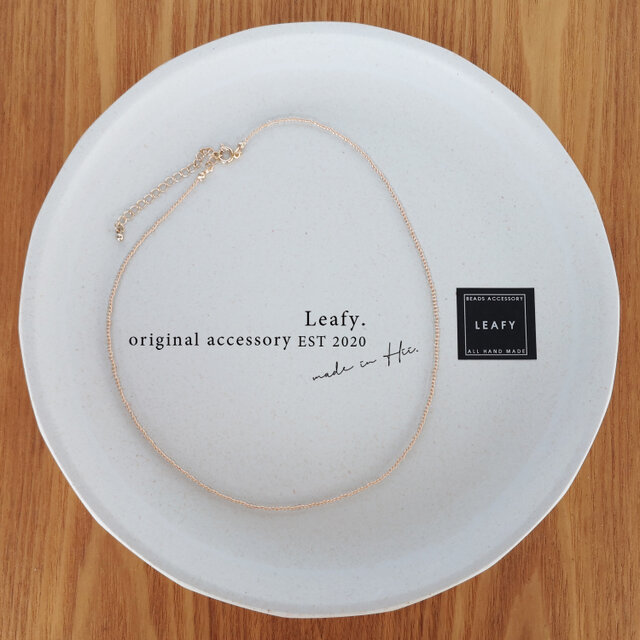 ゴールドビーズの華奢ネックレス　シンプル　ビーズネックレス