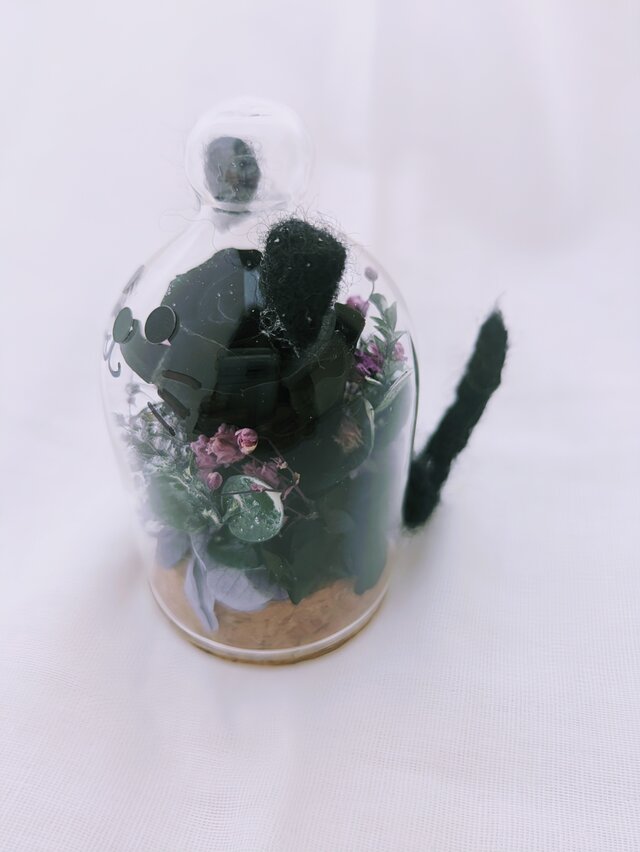 プリザーブドフラワー黒薔薇の魔法発動中シリーズ／黒猫ちゃんガラス