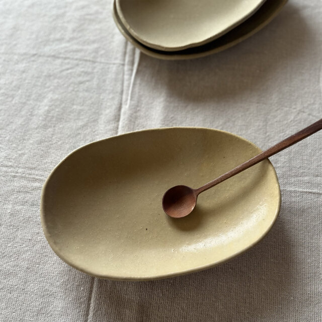 黄土 オーバル皿