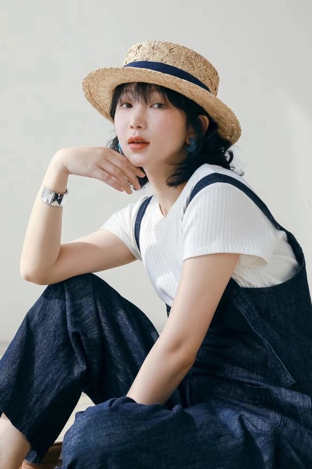 ラフィアハット、麦わら帽子 夏帽子 大人 ストローハット、ミディアム