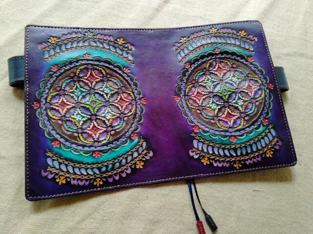 ほぼ日手帳対応 牛革文庫サイズ手帳カバー 刻印＆拭き染め | iichi