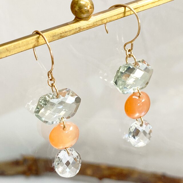 【イヤリング交換可能　ピアス】　グリーンクォーツ　ムーンストーン　クォーツ