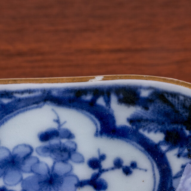 古伊万里 染錦 唐華文 鉢 明治時代 | iichi 日々の暮らしを